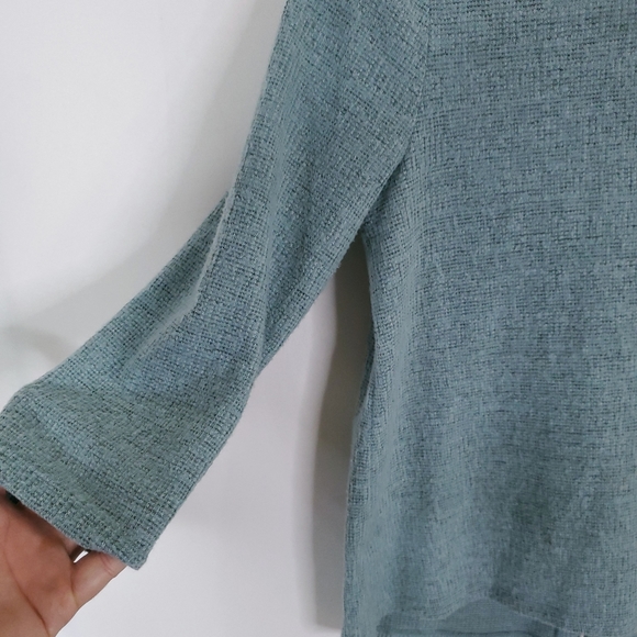 W5 Quarter Sleeve Sweater Knit Zip Back Top - Picture 3 of 9